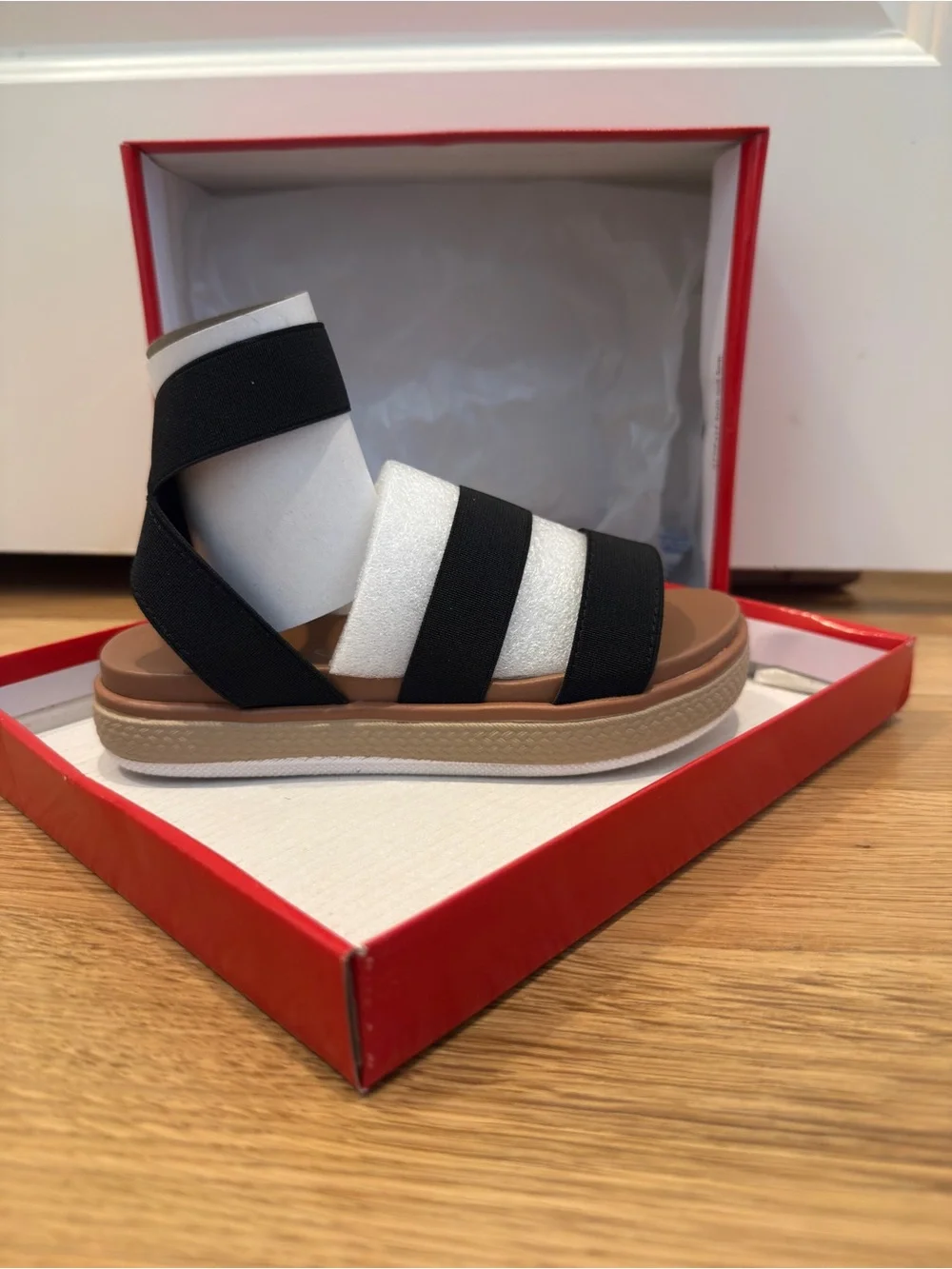 Hot Cakes Black Elastic Strap Kids Sandals with Tan Platform